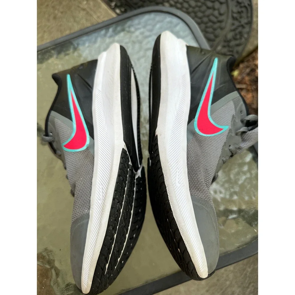 Nike Star Runner‎ Running Shoes Cushioned Lightweight Sneakers Youth 6.5Y